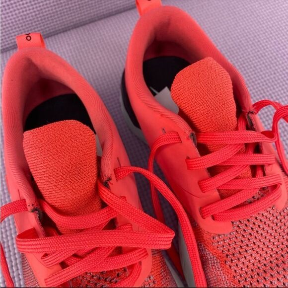 Nike Odyssey React 2 Flyknit Women’s Running Shoes Size 7  Ember Glow AH1016-800 - Picture 6 of 11